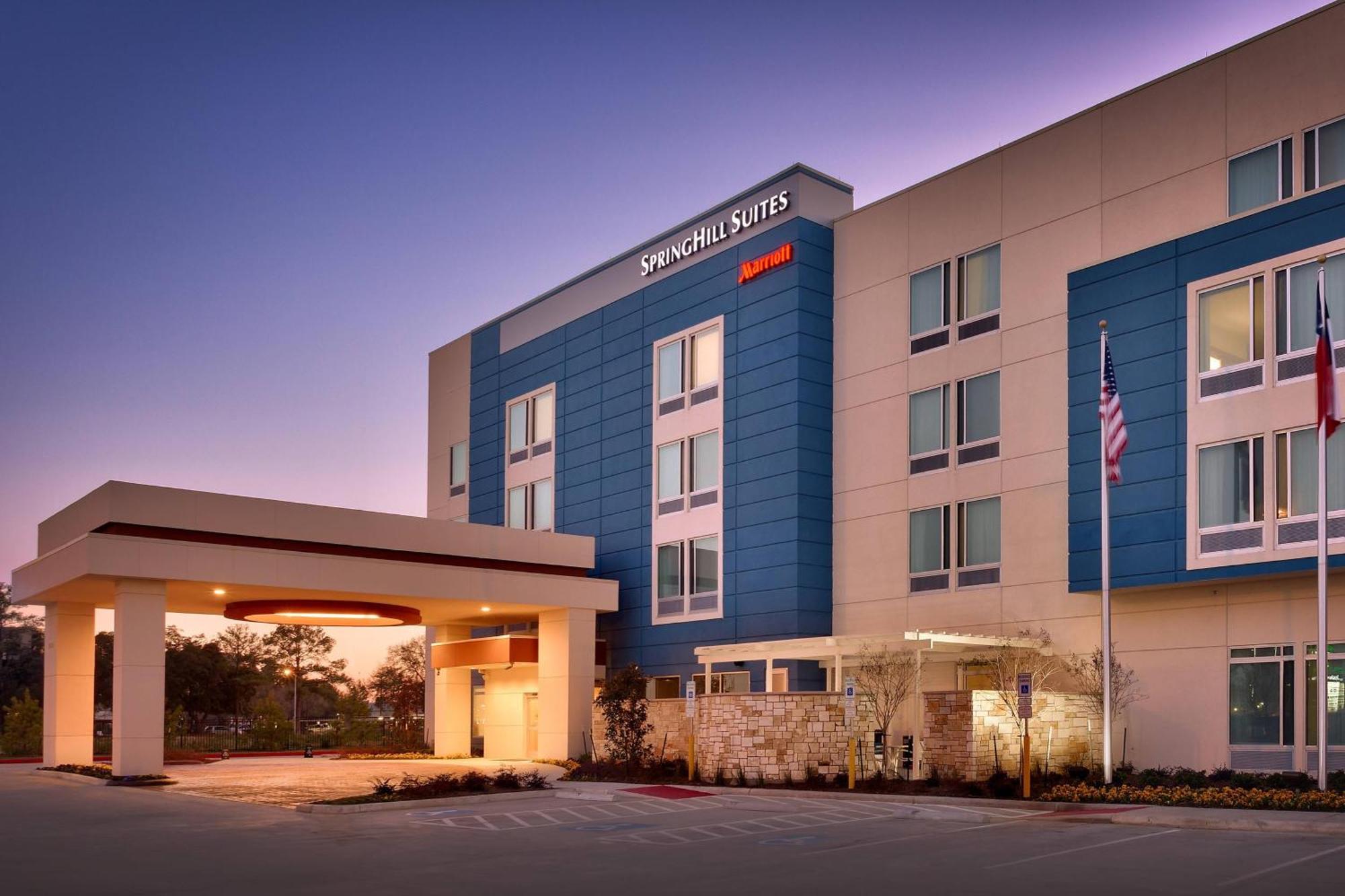 Springhill By Marriott I-45 North Hotel 3*